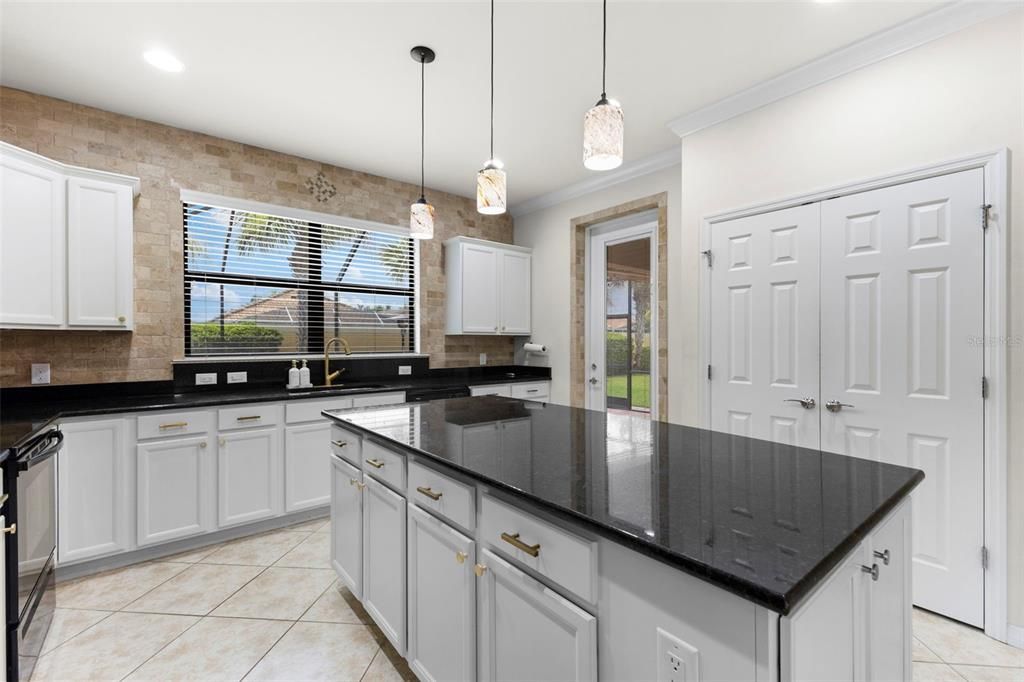 En Renta: $2,600 (2 camas, 2 baños, 1437 Pies cuadrados)