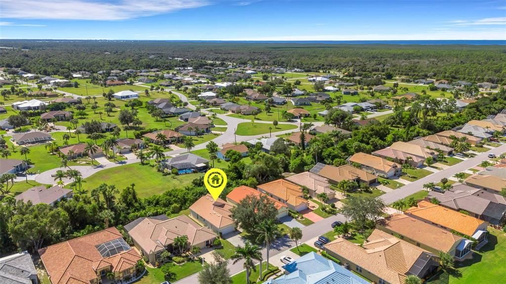 На продажу: $295,000 (2 спален, 2 ванн, 1405 Квадратных фут)