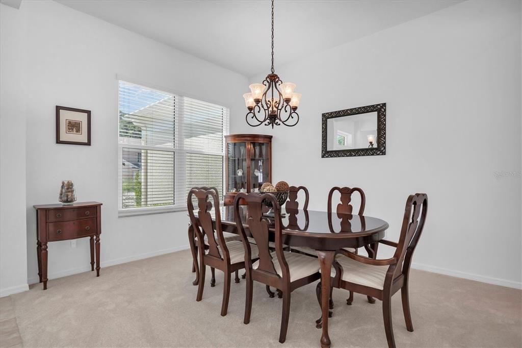 На продажу: $530,000 (3 спален, 2 ванн, 2044 Квадратных фут)