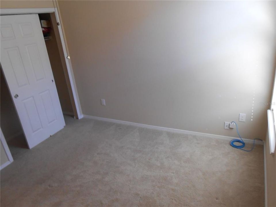 待售: $276,000 (2 贝兹, 2 浴室, 1393 平方英尺)