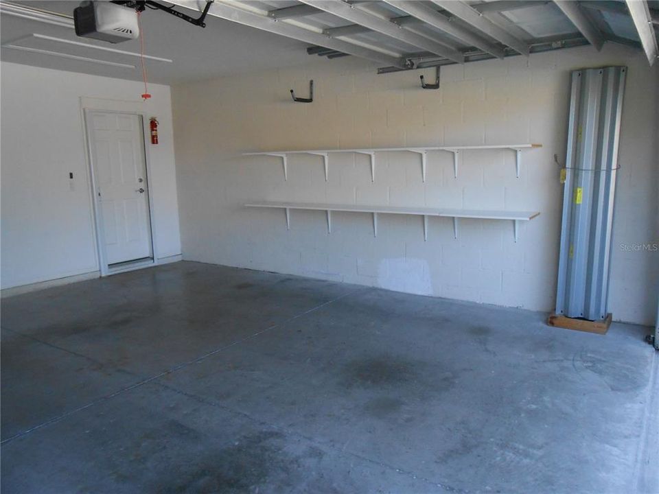 待售: $276,000 (2 贝兹, 2 浴室, 1393 平方英尺)