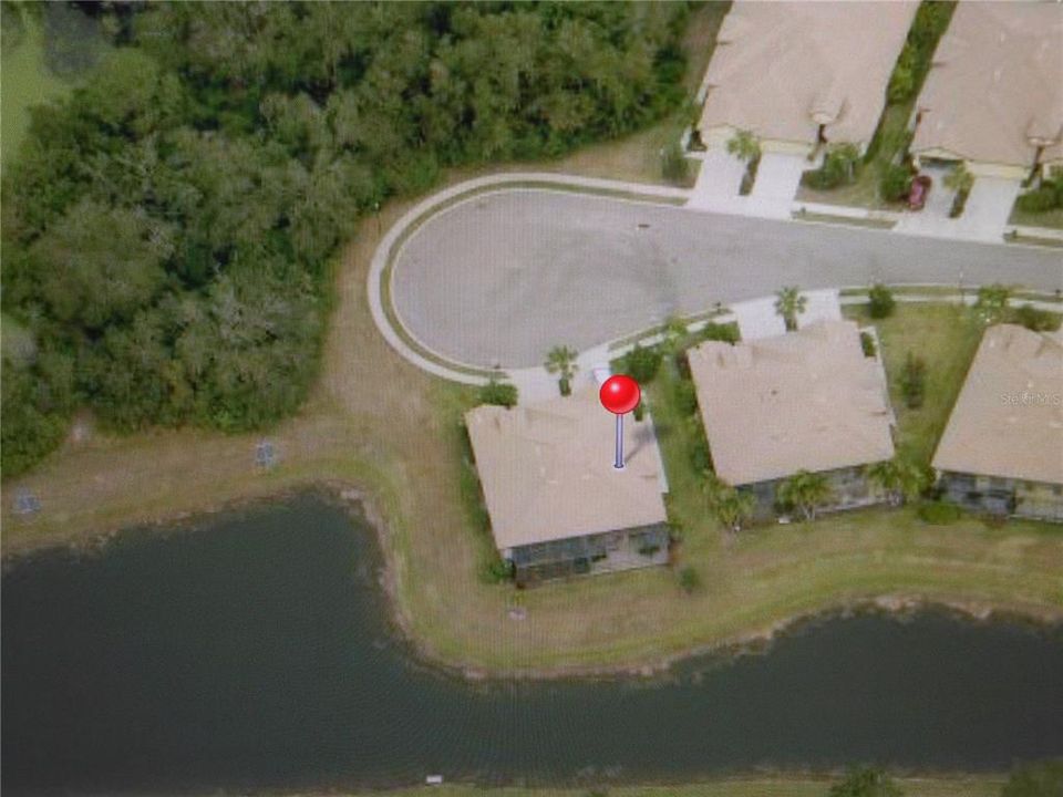 待售: $276,000 (2 贝兹, 2 浴室, 1393 平方英尺)