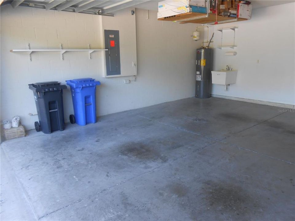 待售: $276,000 (2 贝兹, 2 浴室, 1393 平方英尺)