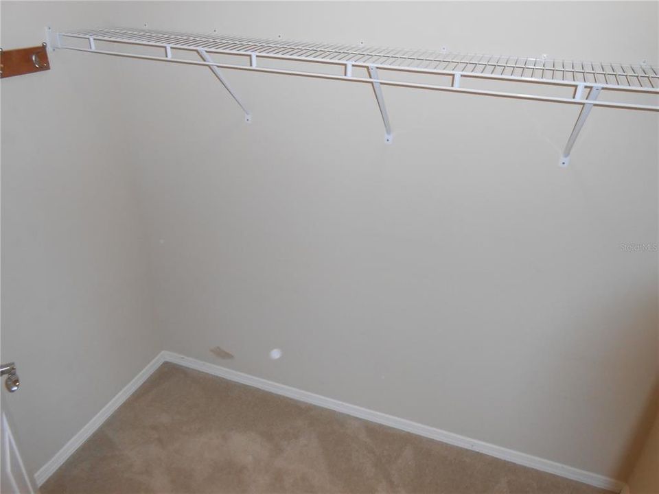 待售: $276,000 (2 贝兹, 2 浴室, 1393 平方英尺)