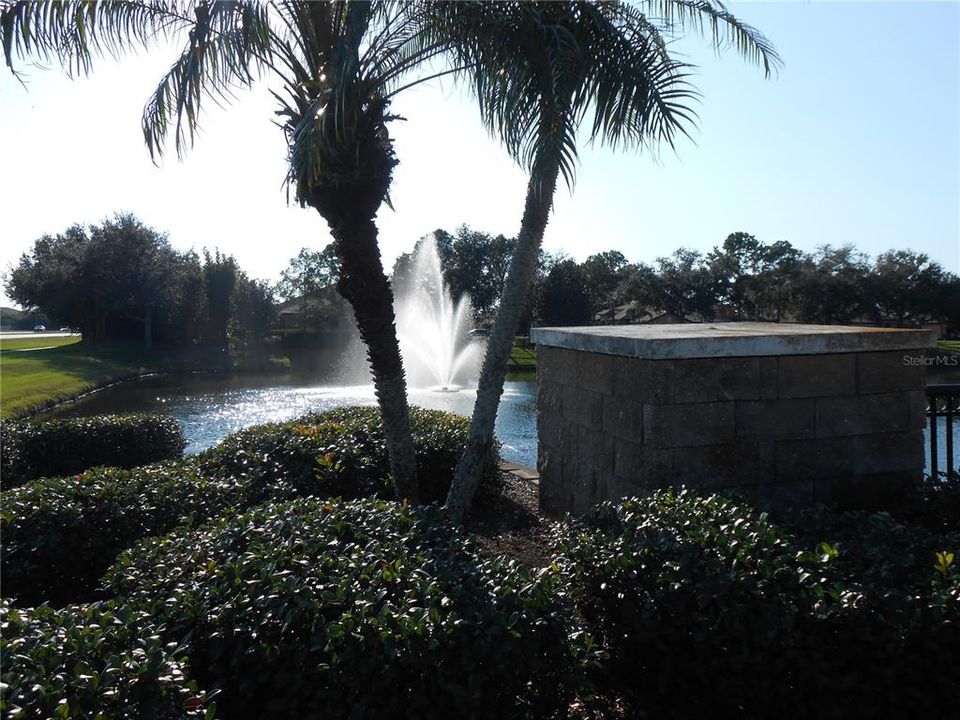 待售: $276,000 (2 贝兹, 2 浴室, 1393 平方英尺)