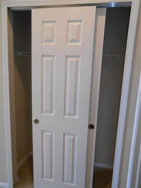 待售: $276,000 (2 贝兹, 2 浴室, 1393 平方英尺)