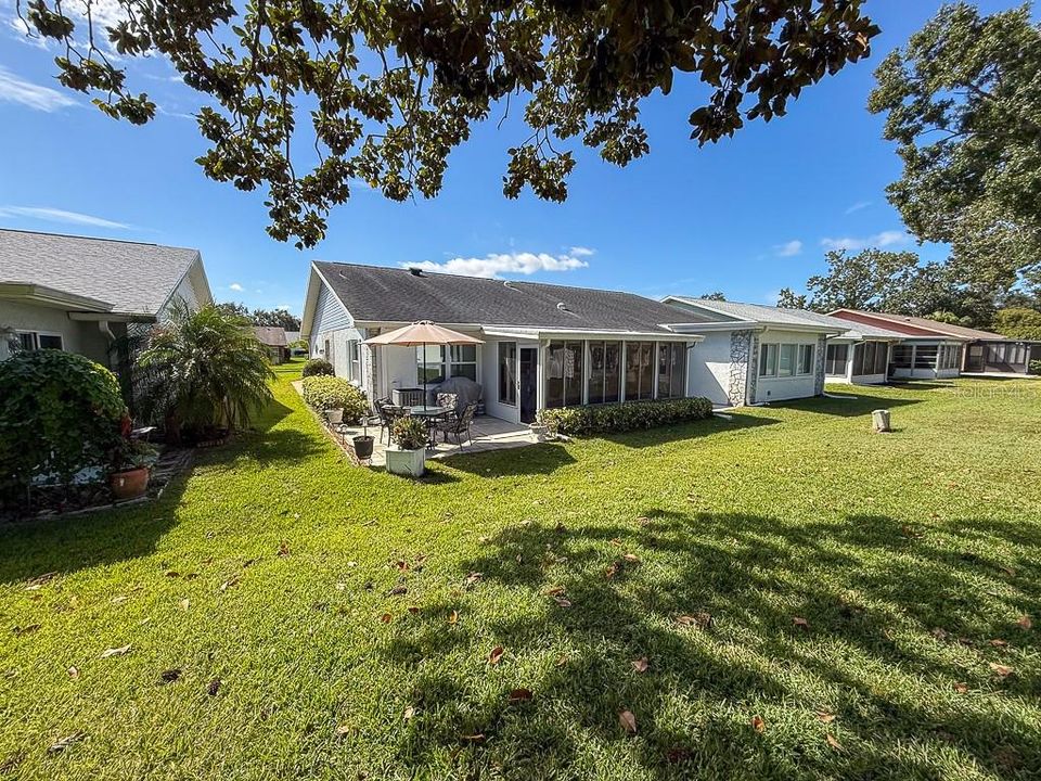 Под контрактом: $394,900 (2 спален, 2 ванн, 1332 Квадратных фут)