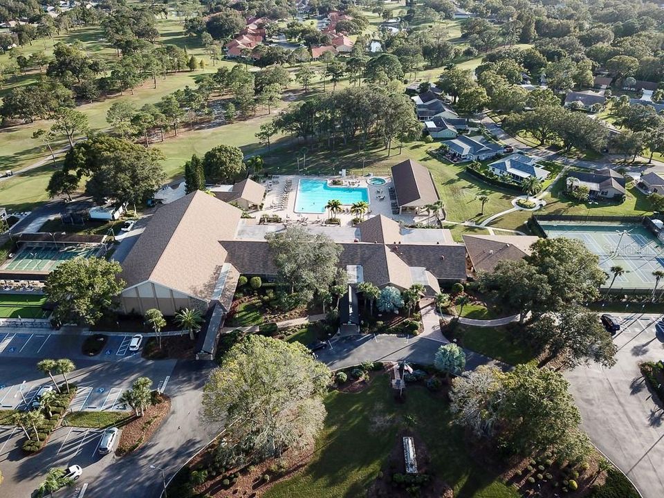 Под контрактом: $394,900 (2 спален, 2 ванн, 1332 Квадратных фут)