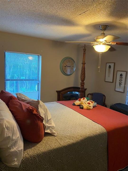 For Sale: $312,000 (3 beds, 2 baths, 2006 Square Feet)