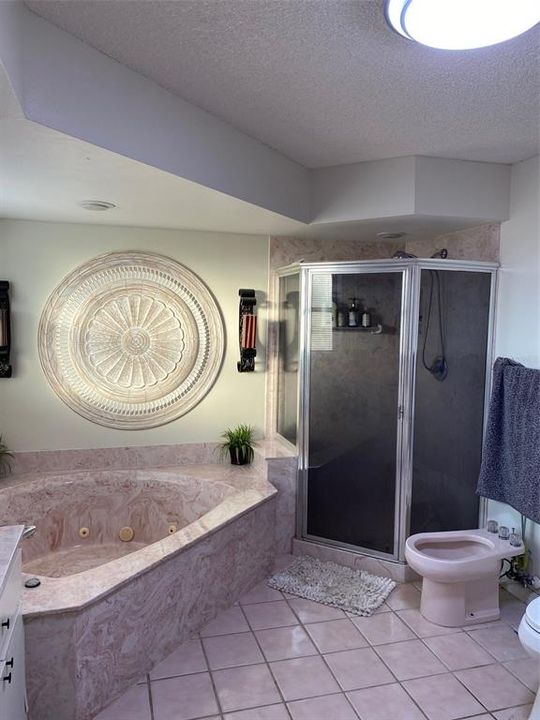 For Sale: $312,000 (3 beds, 2 baths, 2006 Square Feet)