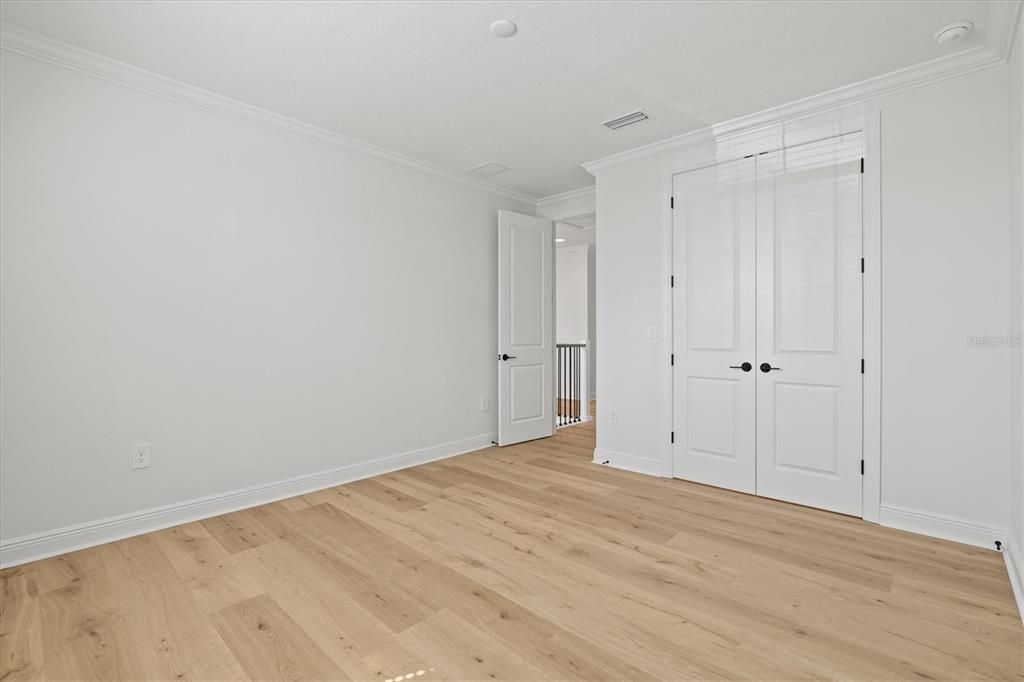 En Venta: $1,099,900 (5 camas, 4 baños, 3759 Pies cuadrados)