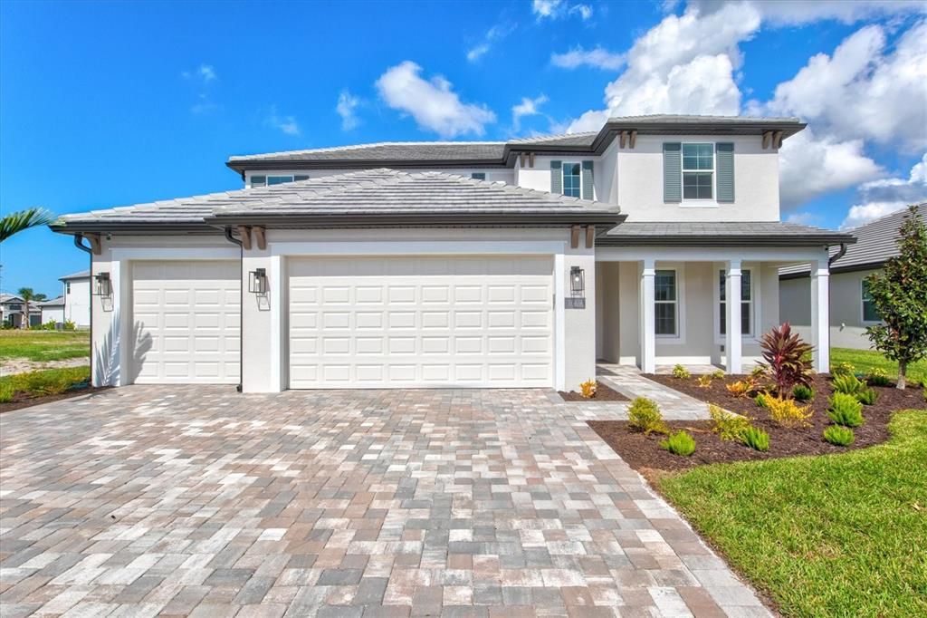 En Venta: $1,099,900 (5 camas, 4 baños, 3759 Pies cuadrados)