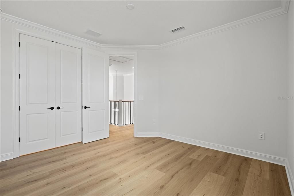 En Venta: $1,099,900 (5 camas, 4 baños, 3759 Pies cuadrados)