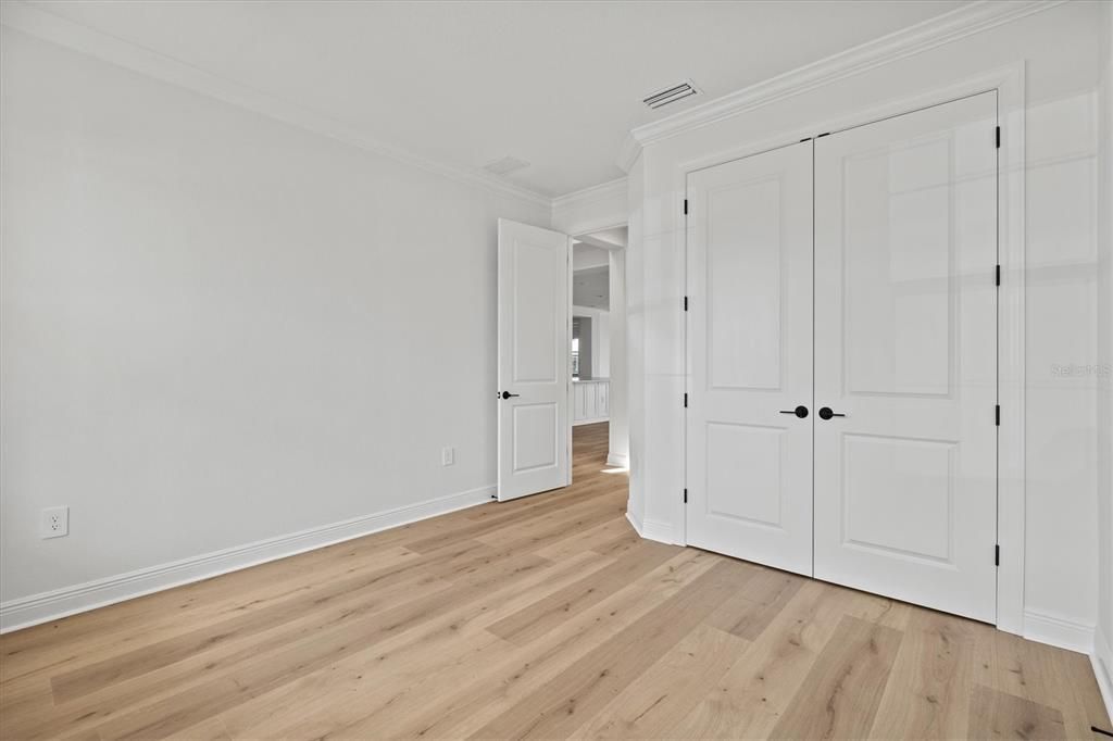 En Venta: $1,099,900 (5 camas, 4 baños, 3759 Pies cuadrados)