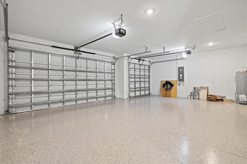 En Venta: $1,099,900 (5 camas, 4 baños, 3759 Pies cuadrados)