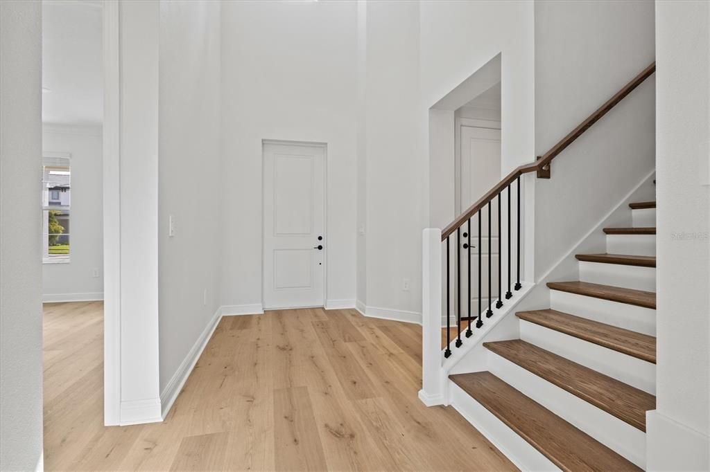 En Venta: $1,099,900 (5 camas, 4 baños, 3759 Pies cuadrados)