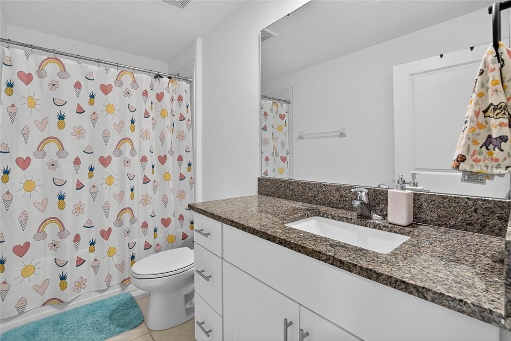 For Sale: $324,500 (4 beds, 2 baths, 1918 Square Feet)