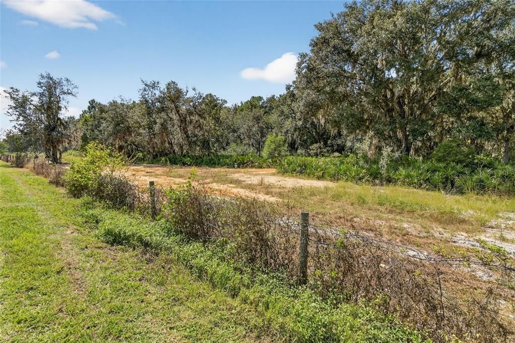 For Sale: $324,500 (4 beds, 2 baths, 1918 Square Feet)