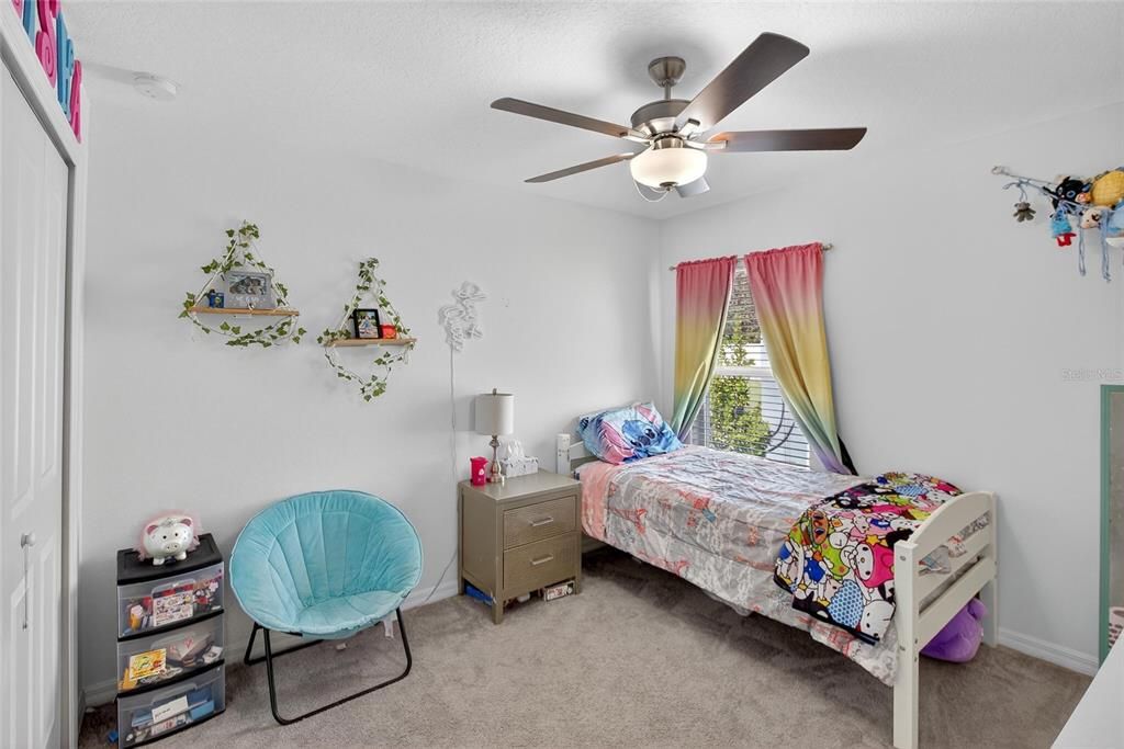 For Sale: $324,500 (4 beds, 2 baths, 1918 Square Feet)