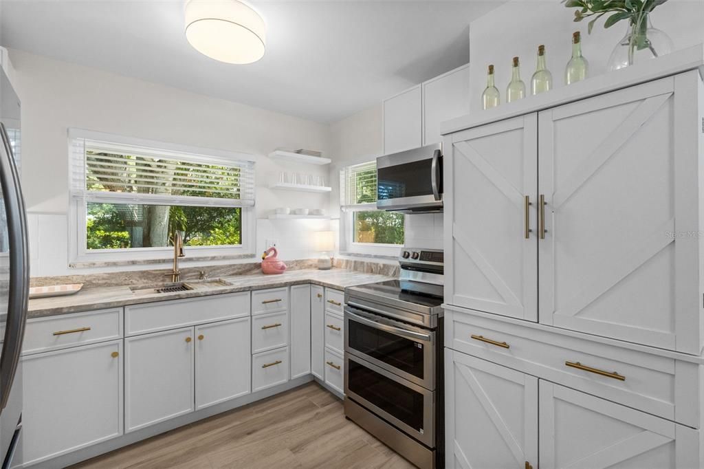 На продажу: $650,000 (3 спален, 2 ванн, 1482 Квадратных фут)