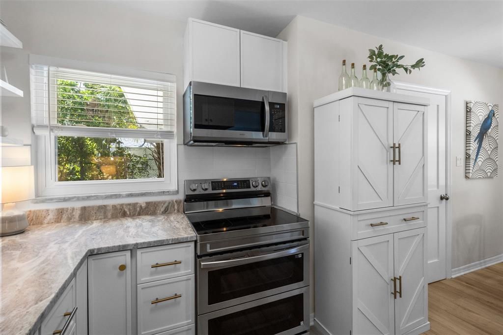 На продажу: $650,000 (3 спален, 2 ванн, 1482 Квадратных фут)