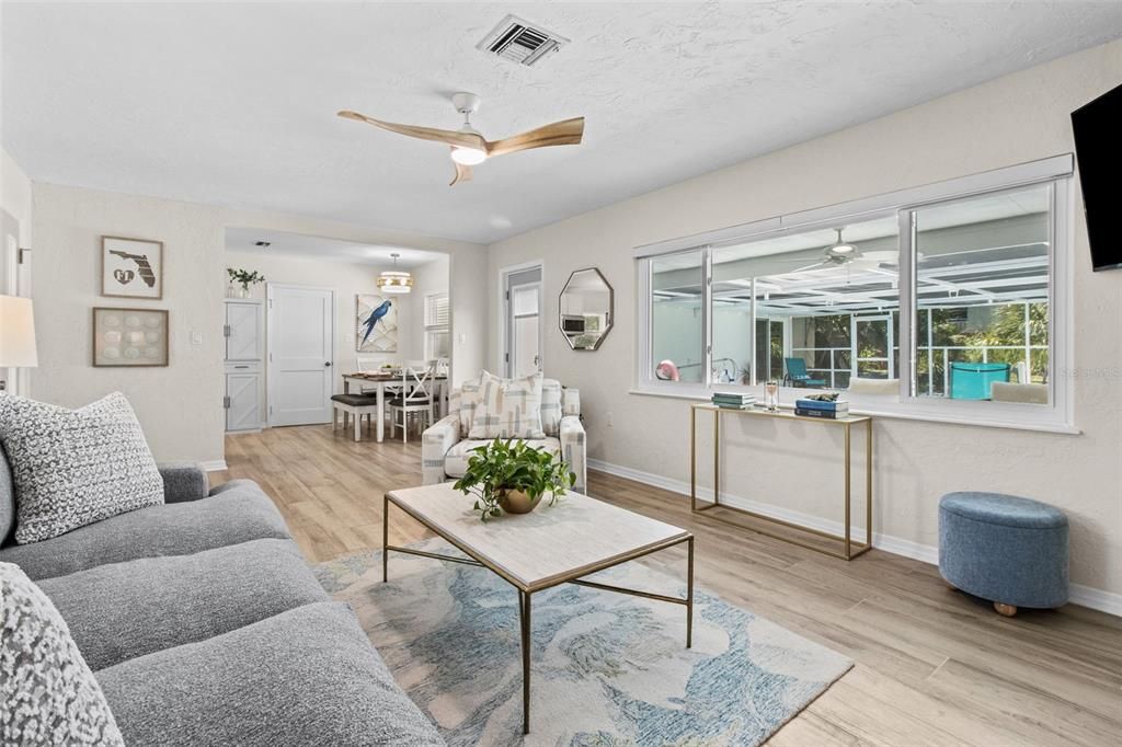 На продажу: $650,000 (3 спален, 2 ванн, 1482 Квадратных фут)