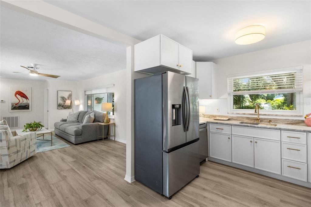 На продажу: $650,000 (3 спален, 2 ванн, 1482 Квадратных фут)