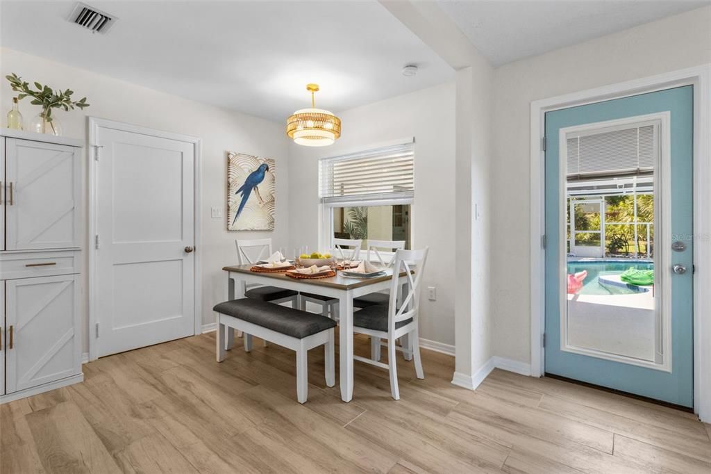 На продажу: $650,000 (3 спален, 2 ванн, 1482 Квадратных фут)