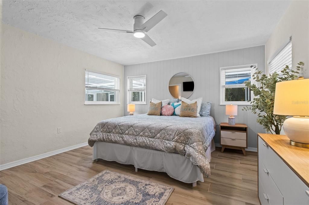 На продажу: $650,000 (3 спален, 2 ванн, 1482 Квадратных фут)