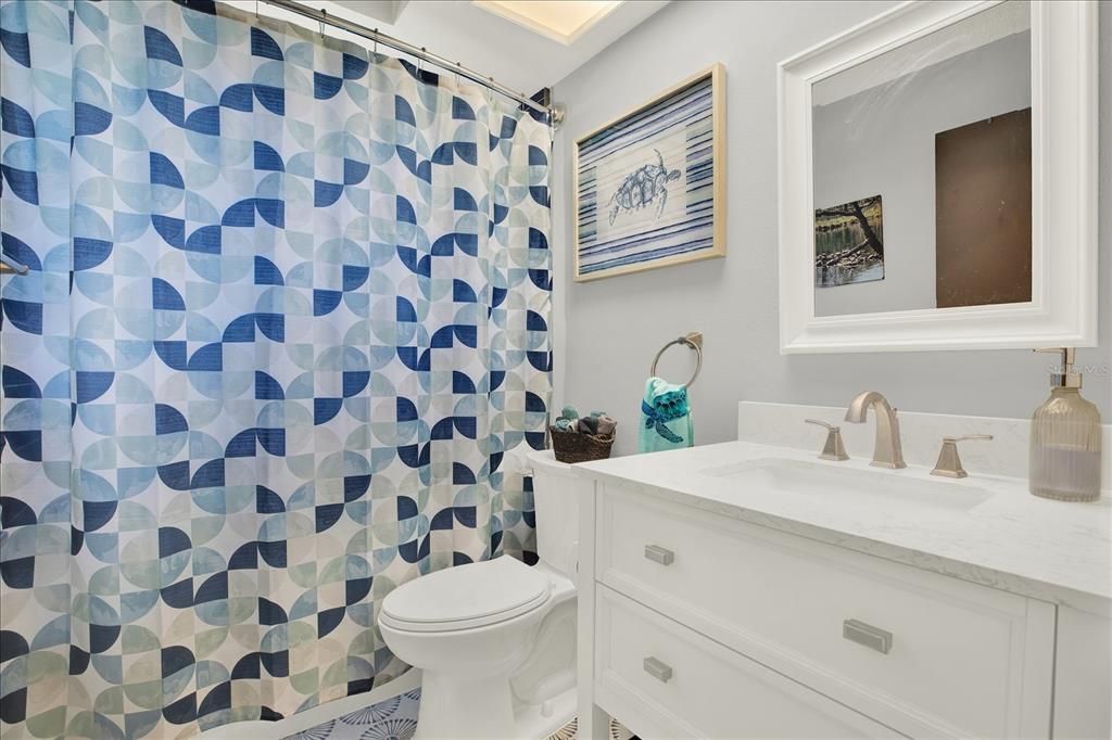 Active With Contract: $249,900 (2 beds, 2 baths, 1209 Square Feet)