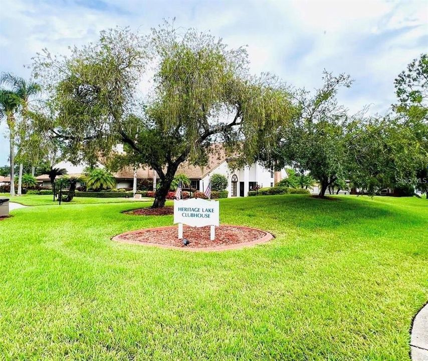 Active With Contract: $249,900 (2 beds, 2 baths, 1209 Square Feet)