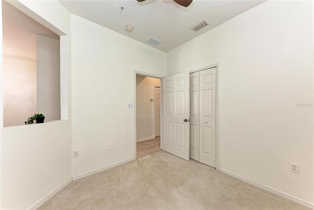 En Venta: $245,000 (3 camas, 2 baños, 1210 Pies cuadrados)