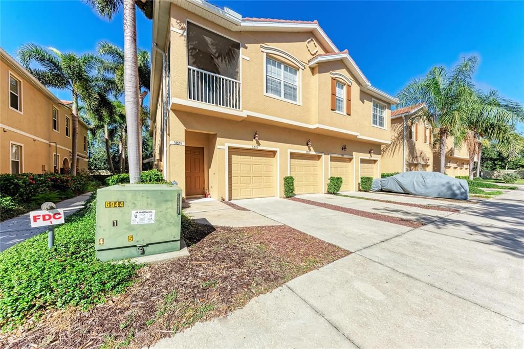 En Venta: $245,000 (3 camas, 2 baños, 1210 Pies cuadrados)