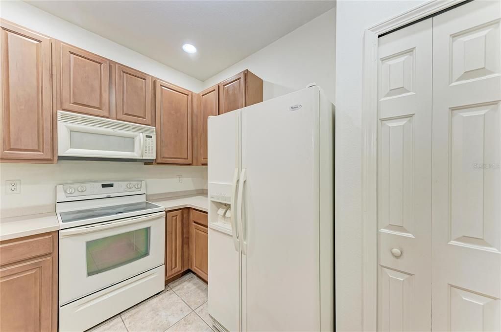 En Venta: $245,000 (3 camas, 2 baños, 1210 Pies cuadrados)