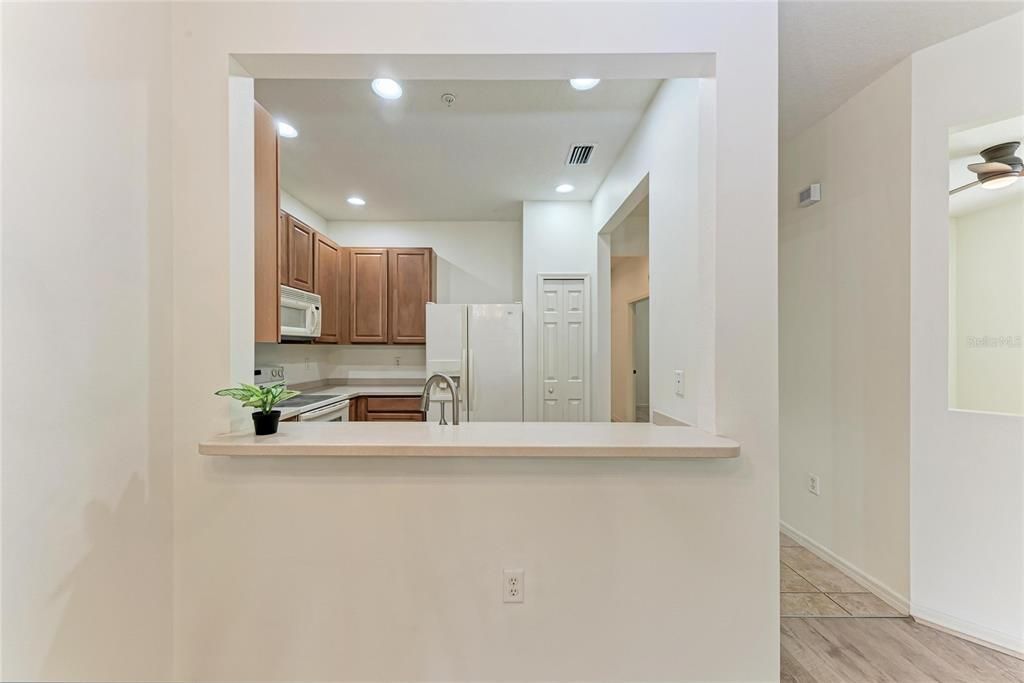 En Venta: $245,000 (3 camas, 2 baños, 1210 Pies cuadrados)