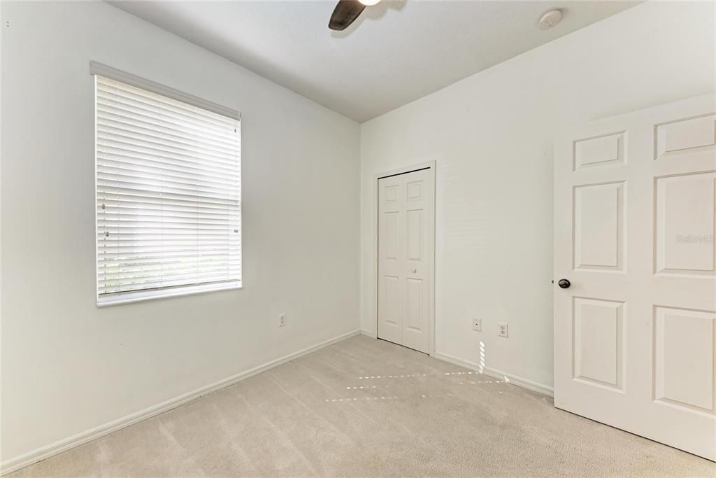 En Venta: $245,000 (3 camas, 2 baños, 1210 Pies cuadrados)