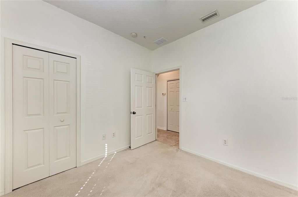 En Venta: $245,000 (3 camas, 2 baños, 1210 Pies cuadrados)