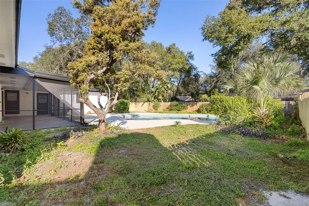 For Sale: $689,000 (4 beds, 2 baths, 2199 Square Feet)