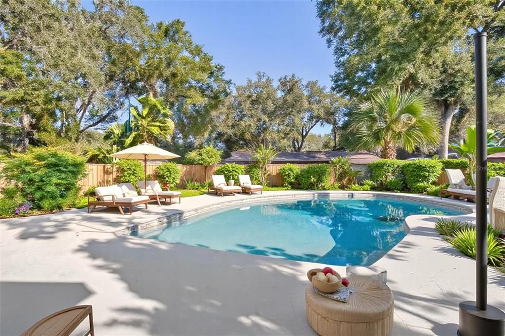 For Sale: $689,000 (4 beds, 2 baths, 2199 Square Feet)