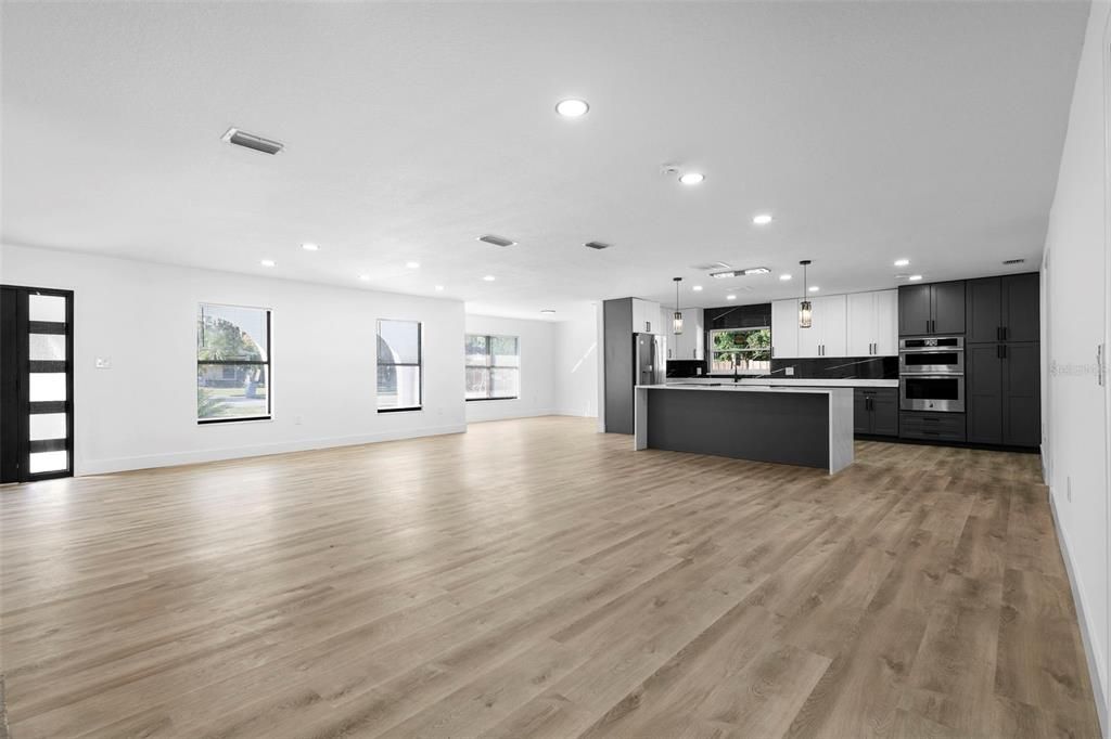 For Sale: $689,000 (4 beds, 2 baths, 2199 Square Feet)