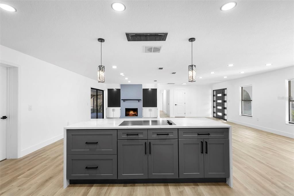 For Sale: $689,000 (4 beds, 2 baths, 2199 Square Feet)