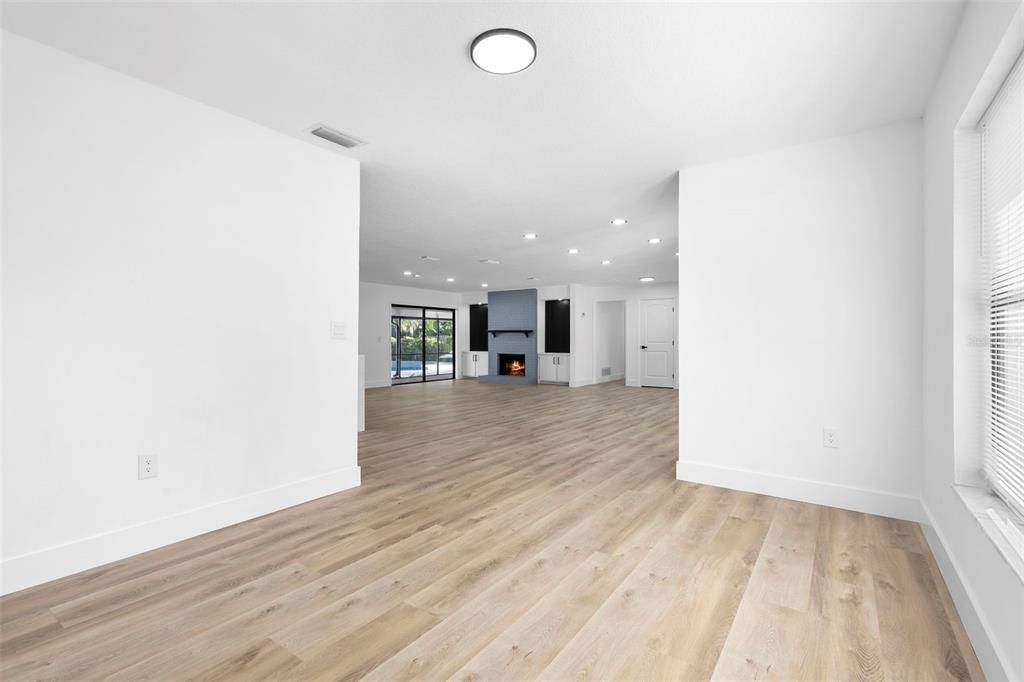 For Sale: $689,000 (4 beds, 2 baths, 2199 Square Feet)