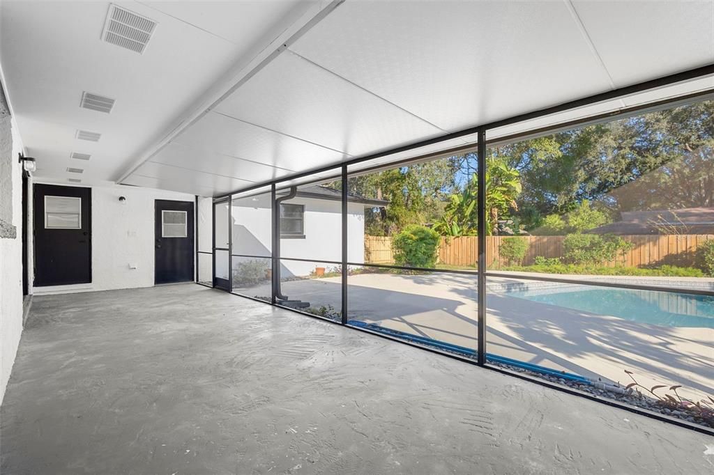 For Sale: $689,000 (4 beds, 2 baths, 2199 Square Feet)