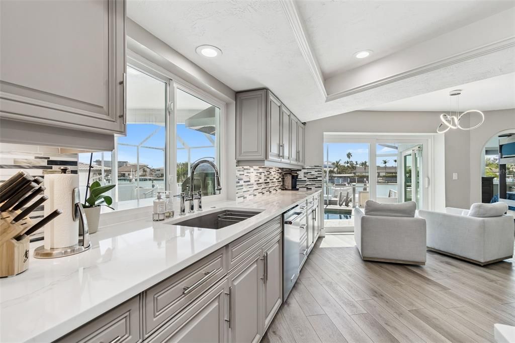 待售: $2,189,000 (3 贝兹, 3 浴室, 2470 平方英尺)