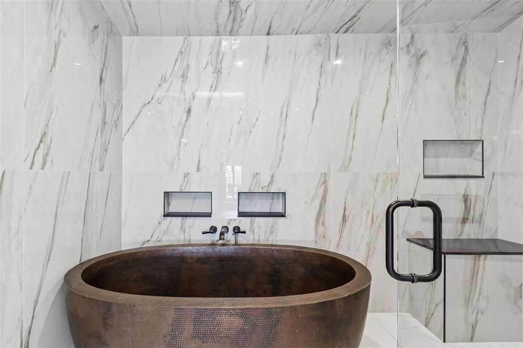 待售: $2,189,000 (3 贝兹, 3 浴室, 2470 平方英尺)