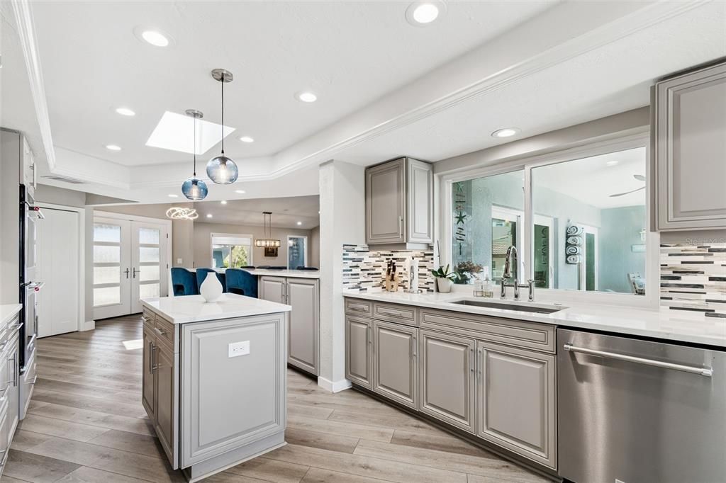 待售: $2,189,000 (3 贝兹, 3 浴室, 2470 平方英尺)