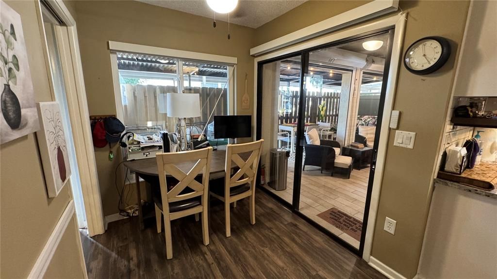 En Venta: $218,740 (2 camas, 2 baños, 1291 Pies cuadrados)