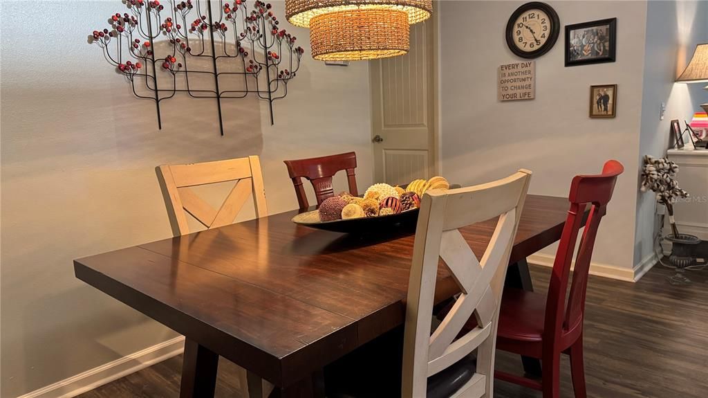 En Venta: $218,740 (2 camas, 2 baños, 1291 Pies cuadrados)