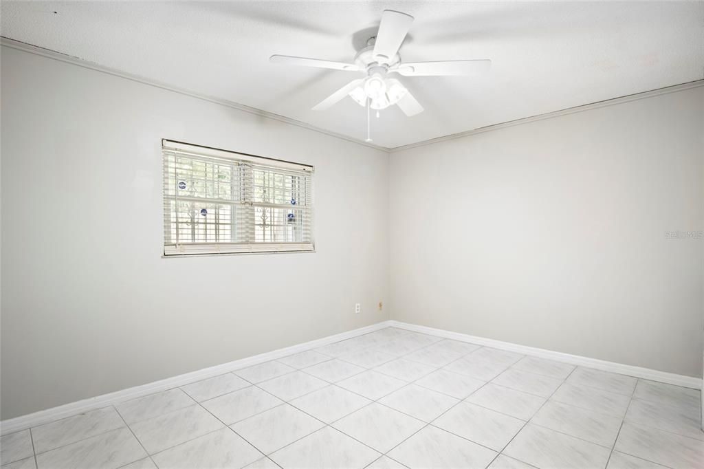 Active With Contract: $295,000 (3 beds, 2 baths, 1075 Square Feet)