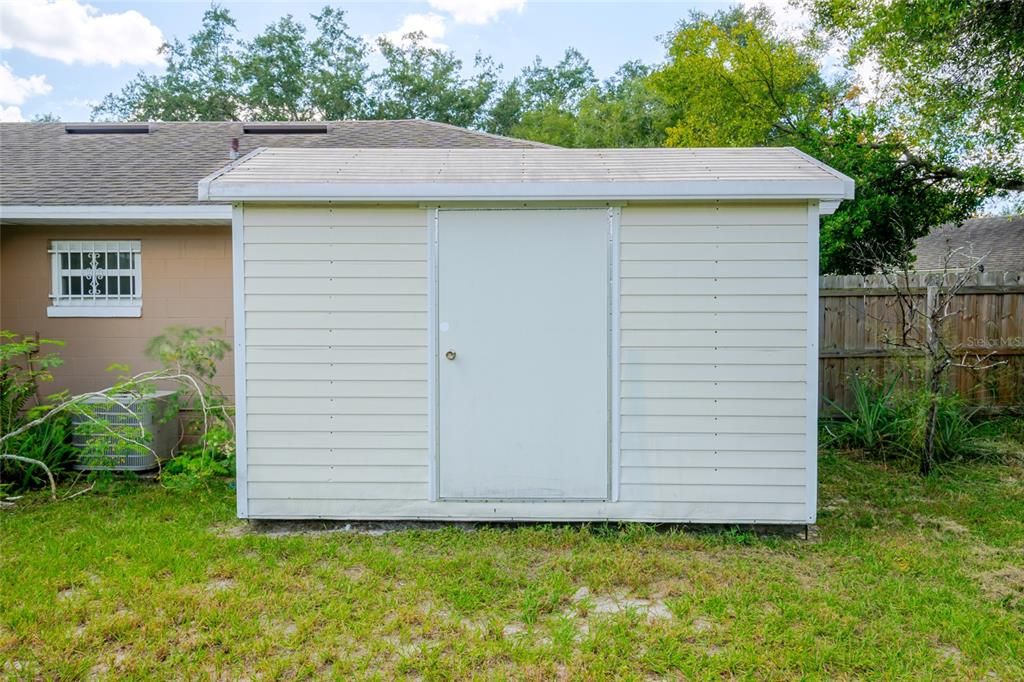 Active With Contract: $295,000 (3 beds, 2 baths, 1075 Square Feet)